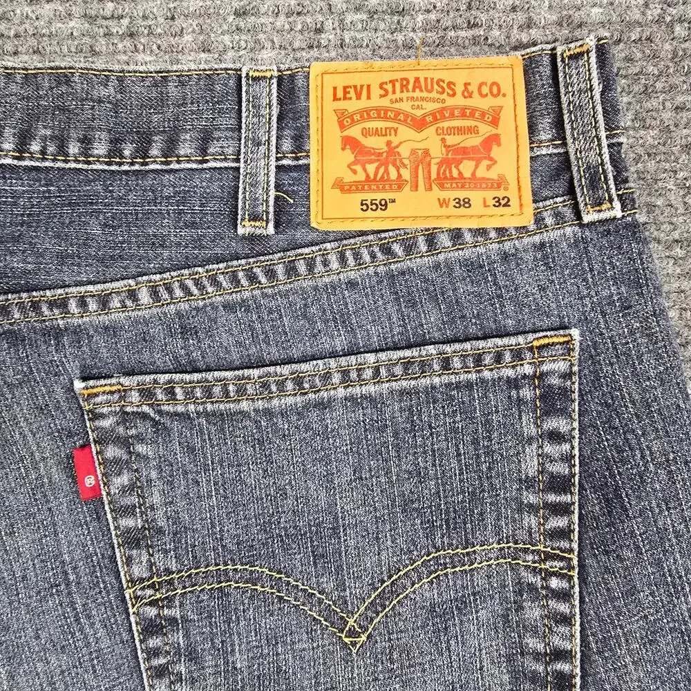 Levi's 559 Relaxed Straight Jeans Men's 38x32 Light Wash Denim Cotton